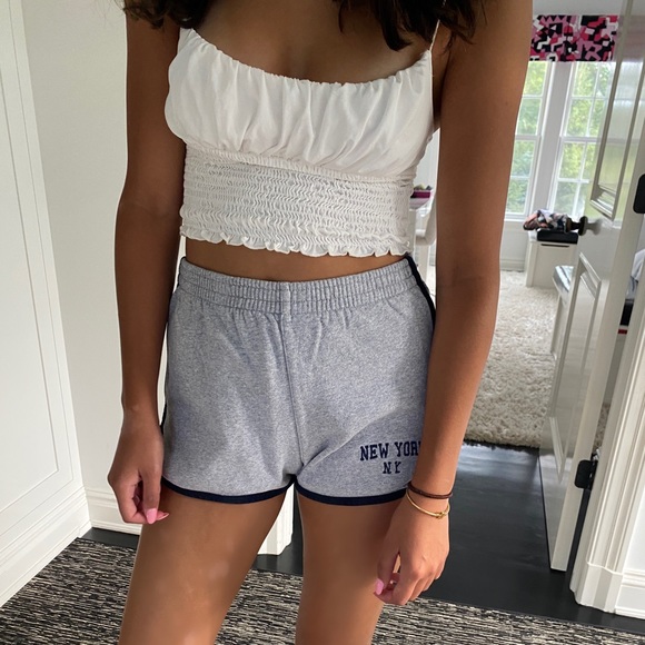 Super comfy and cute Brandy Melville shorts! - Picture 3 of 4